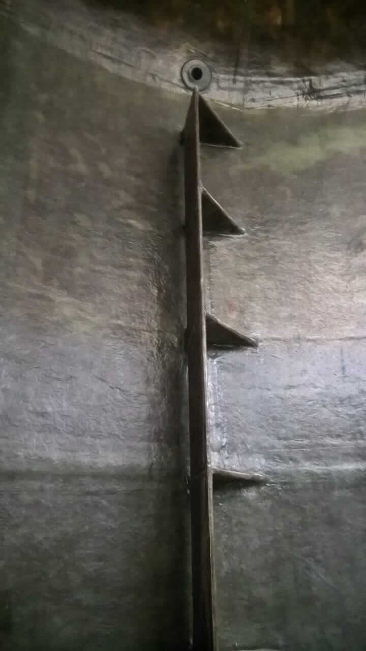 Revestimiento interno PRFV de Tanques 6230-010 y 6230-025 de material PRFV (relining) diámetro 4000mm