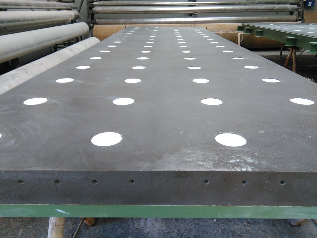 Revestimiento PRFV sobre tapas de celdas de electrólisis para obtención de cloro de 2000mm x 7000mm