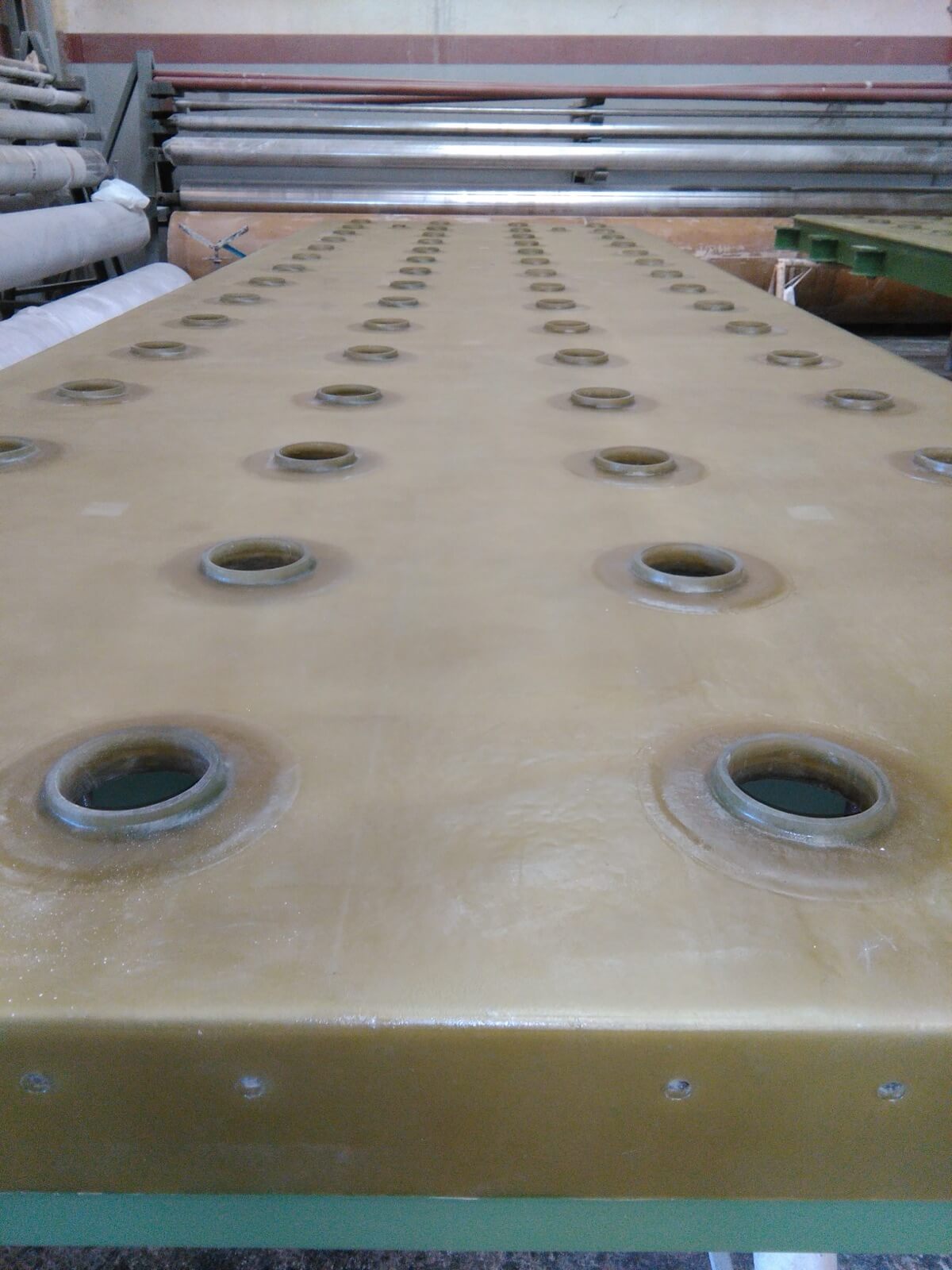 Revestimiento PRFV sobre tapas de celdas de electrólisis para obtención de cloro de 2000mm x 7000mm