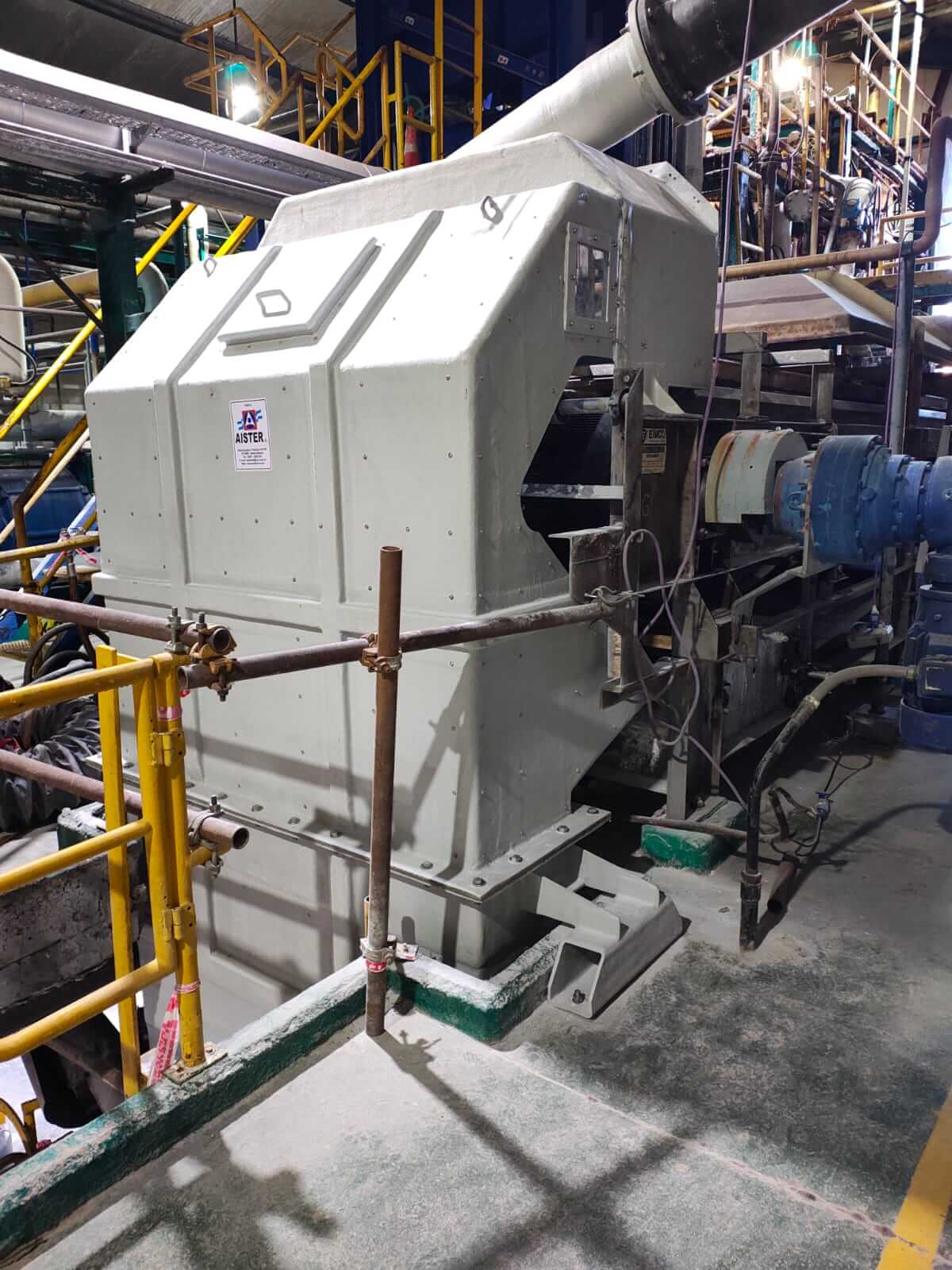 Fabricación y montaje de Chute PRFV + Teflon